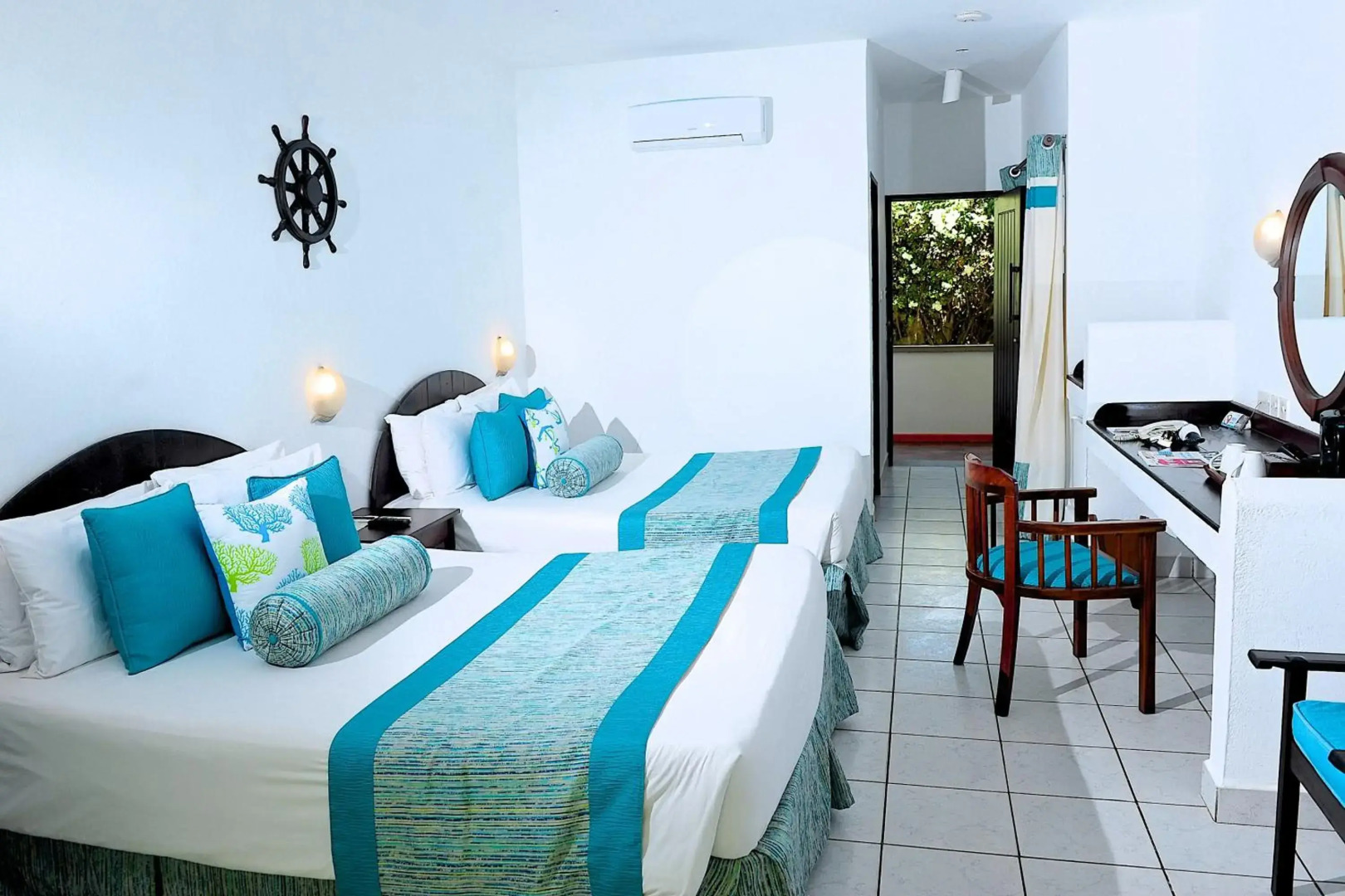 Voyager Beach Resort