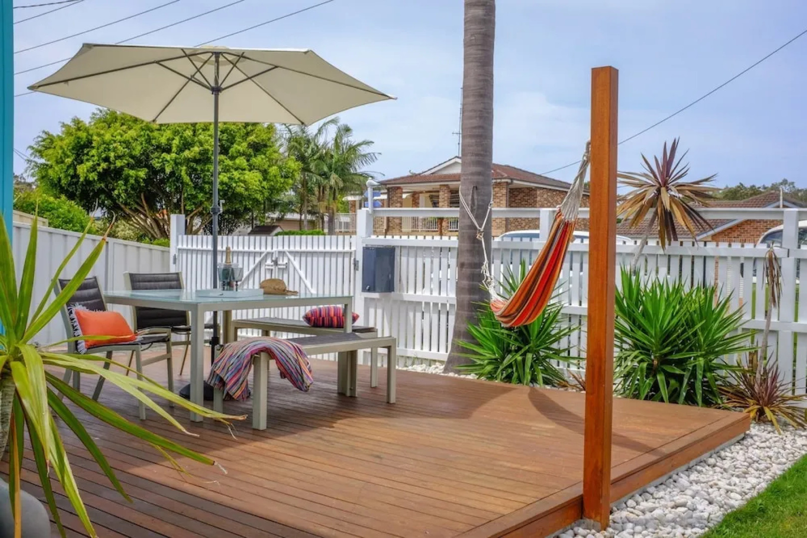 Jacks at the Bay, 18a Achilles Street