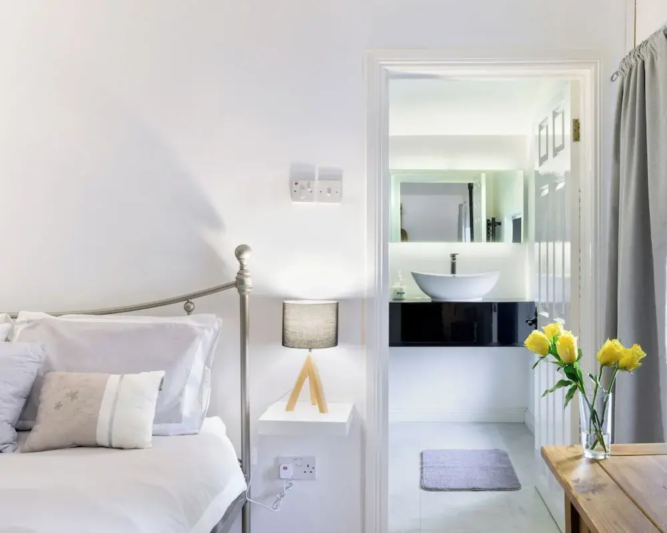 Willow House & Orchard Studios