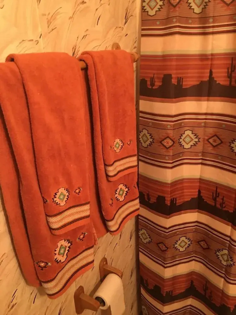 The Lodge at Lazy Bear Retreat