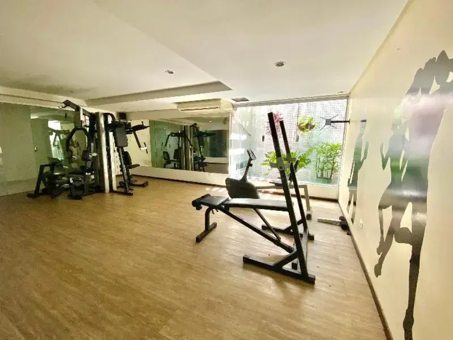 IMPERIAL TAMBAU Flat