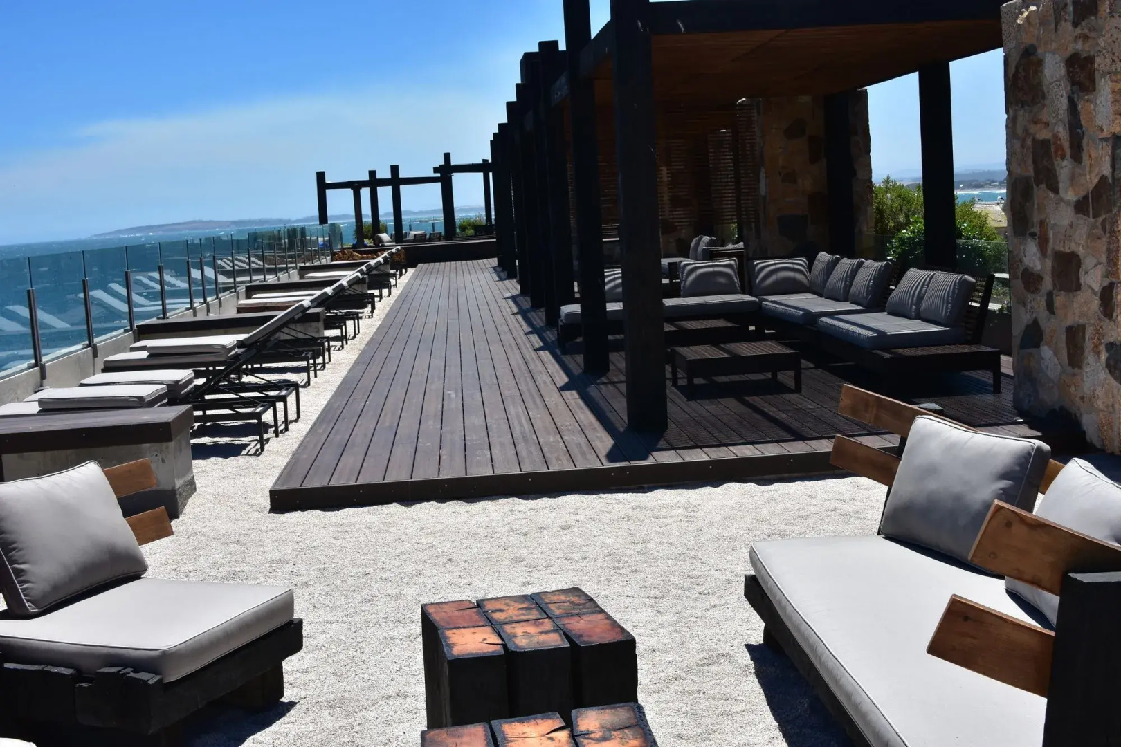 Radisson Blu Acqua Hotel & Spa Concon