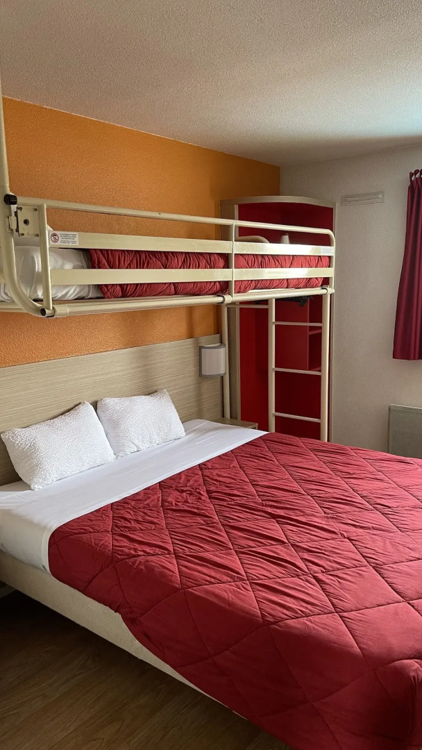 Premiere Classe Orléans Ouest - La Chapelle Saint Mesmin