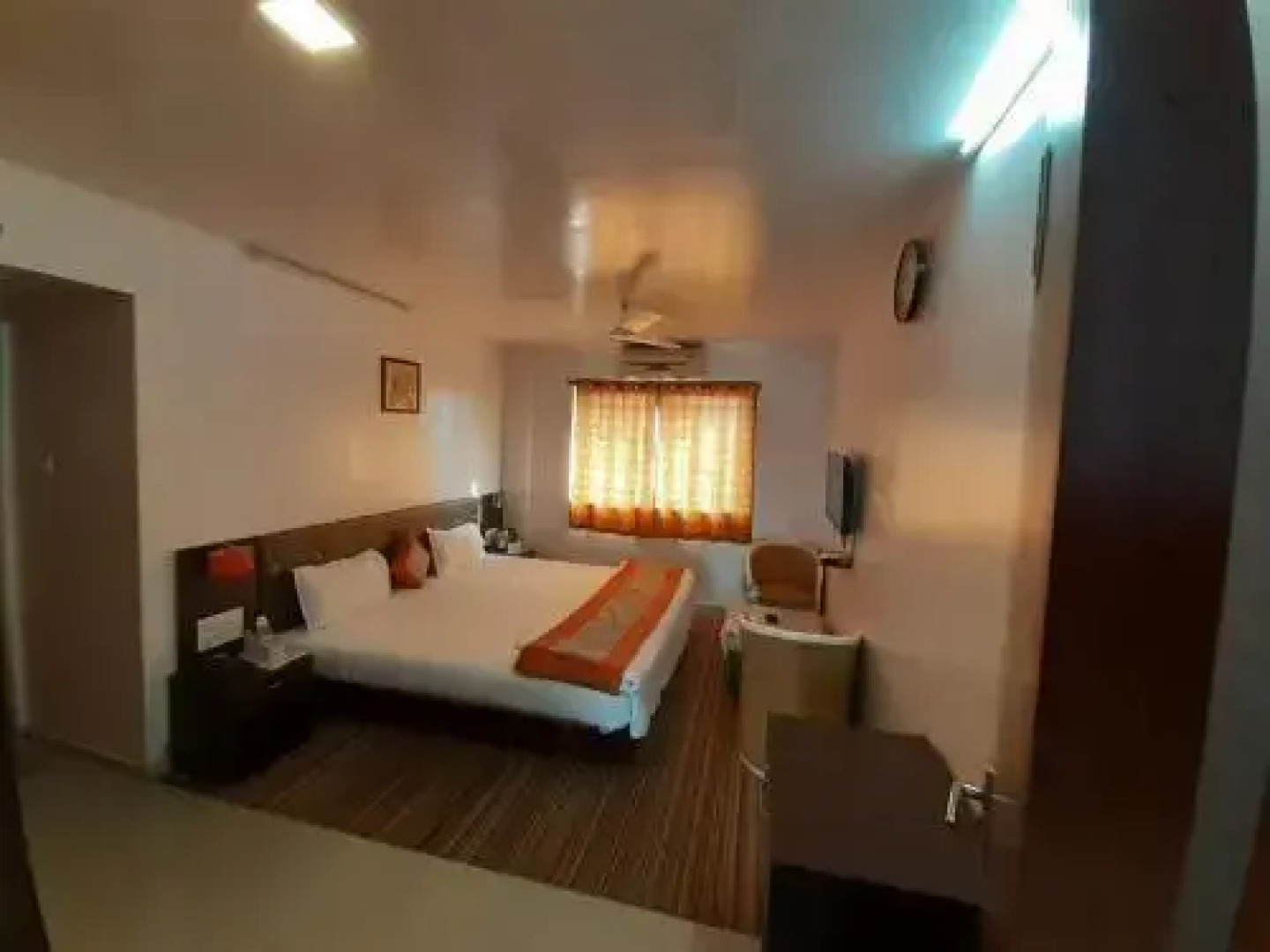 Asian International Hotel