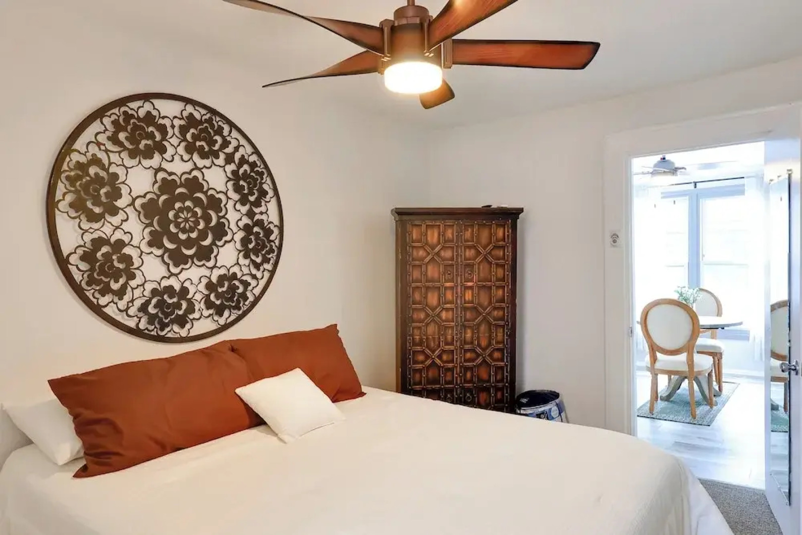 5 Blocks to Beach: Apt w/ Balcony in Ocean Grove!