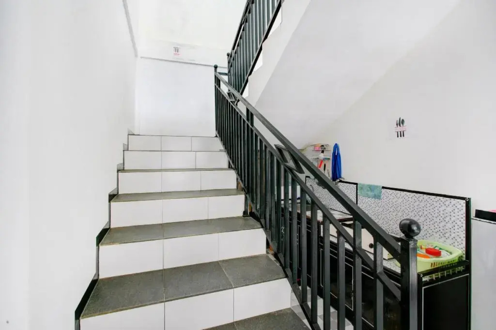 OYO 3748 Rn Syariah Guest House