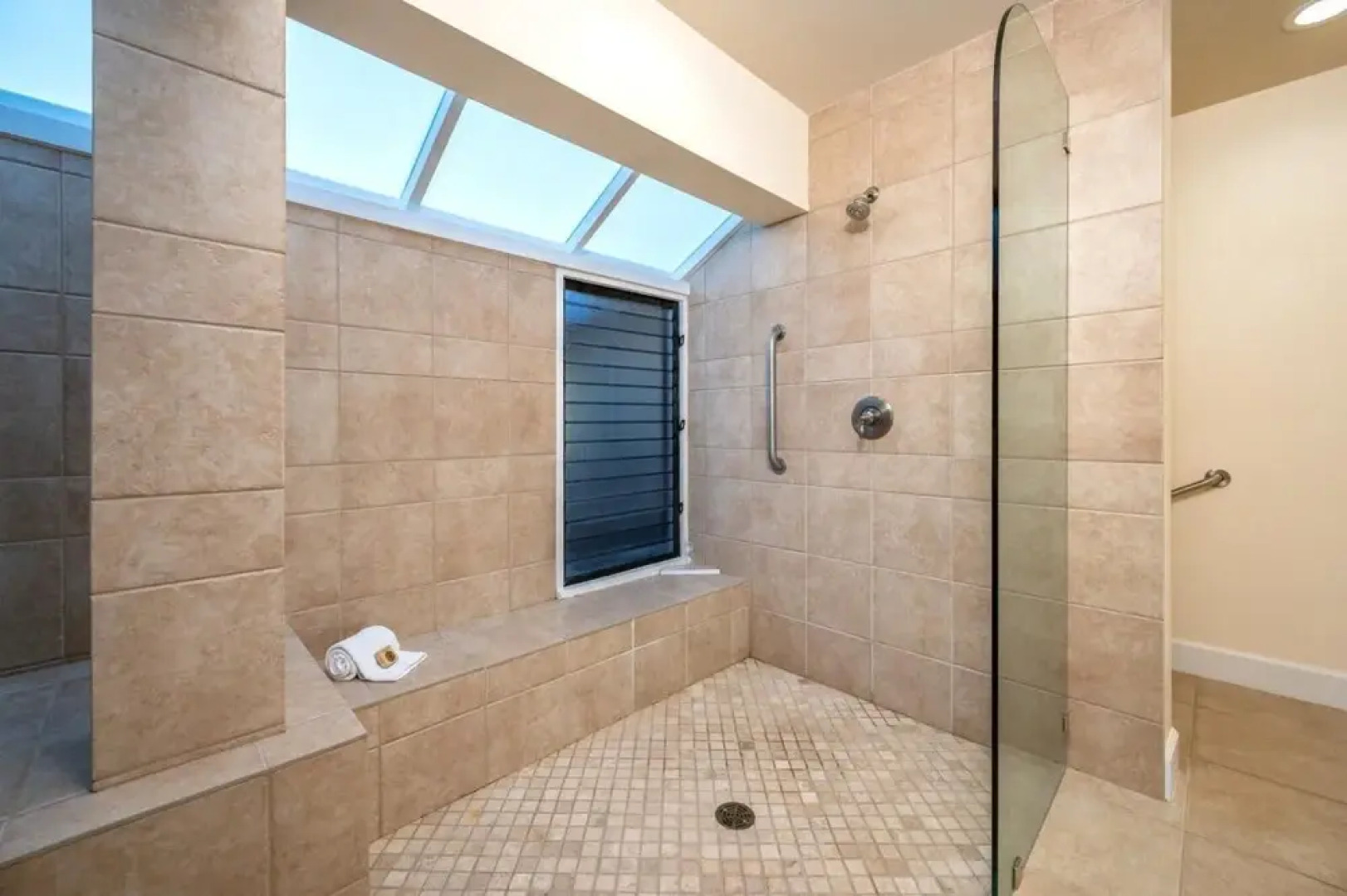 K B M Resorts- Kbv-37b3 Remodeled 2Bd Villa, Ocean Views, 3 Balconies, on Coastal Trail!