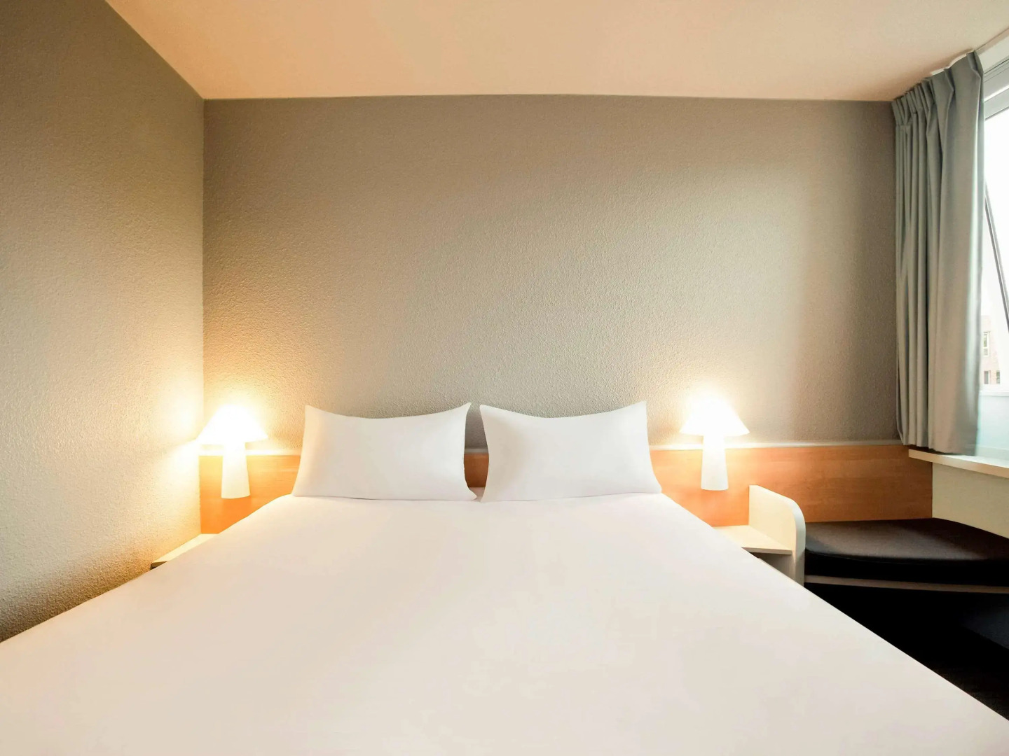 ibis Paris Gennevilliers