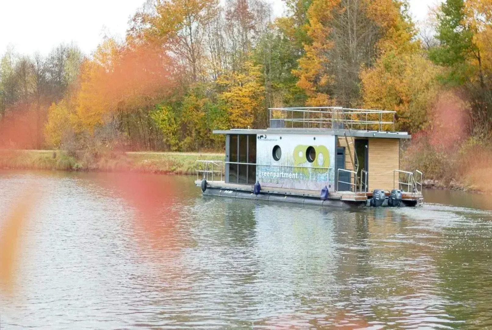 Hausboot greenpartment houseboathotel