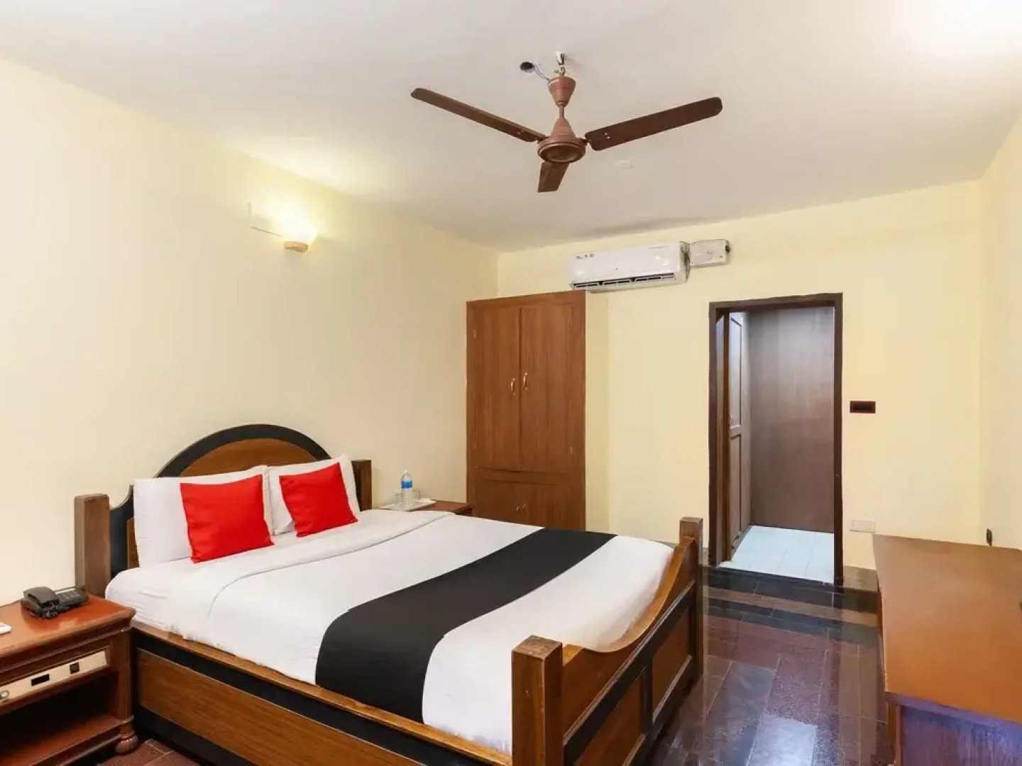 Capital O 40116 Sea Breeze Resort