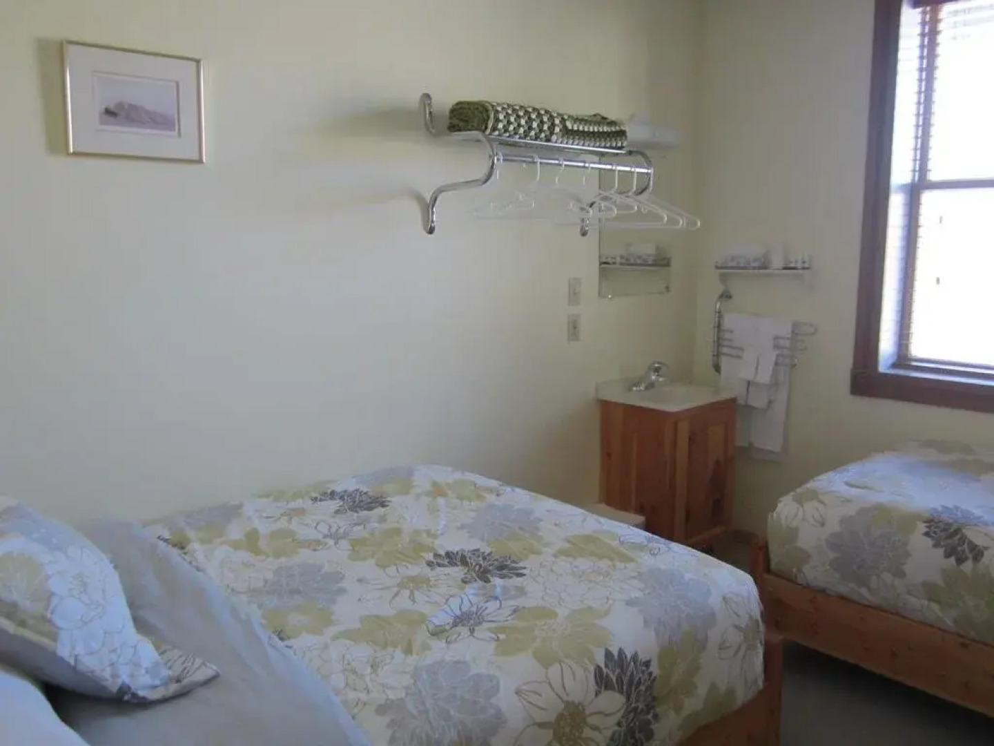 5th Avenue Bed & Breakfast