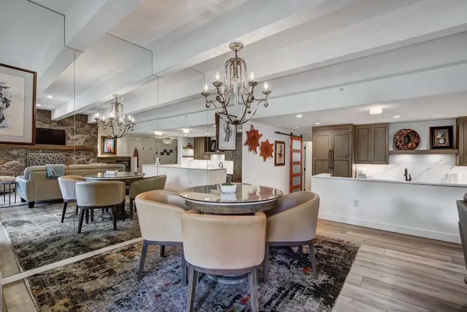 2 BR Next to Eagle River in the Heart of Vail by RedAwning - Save 20% on 7+ Nights!