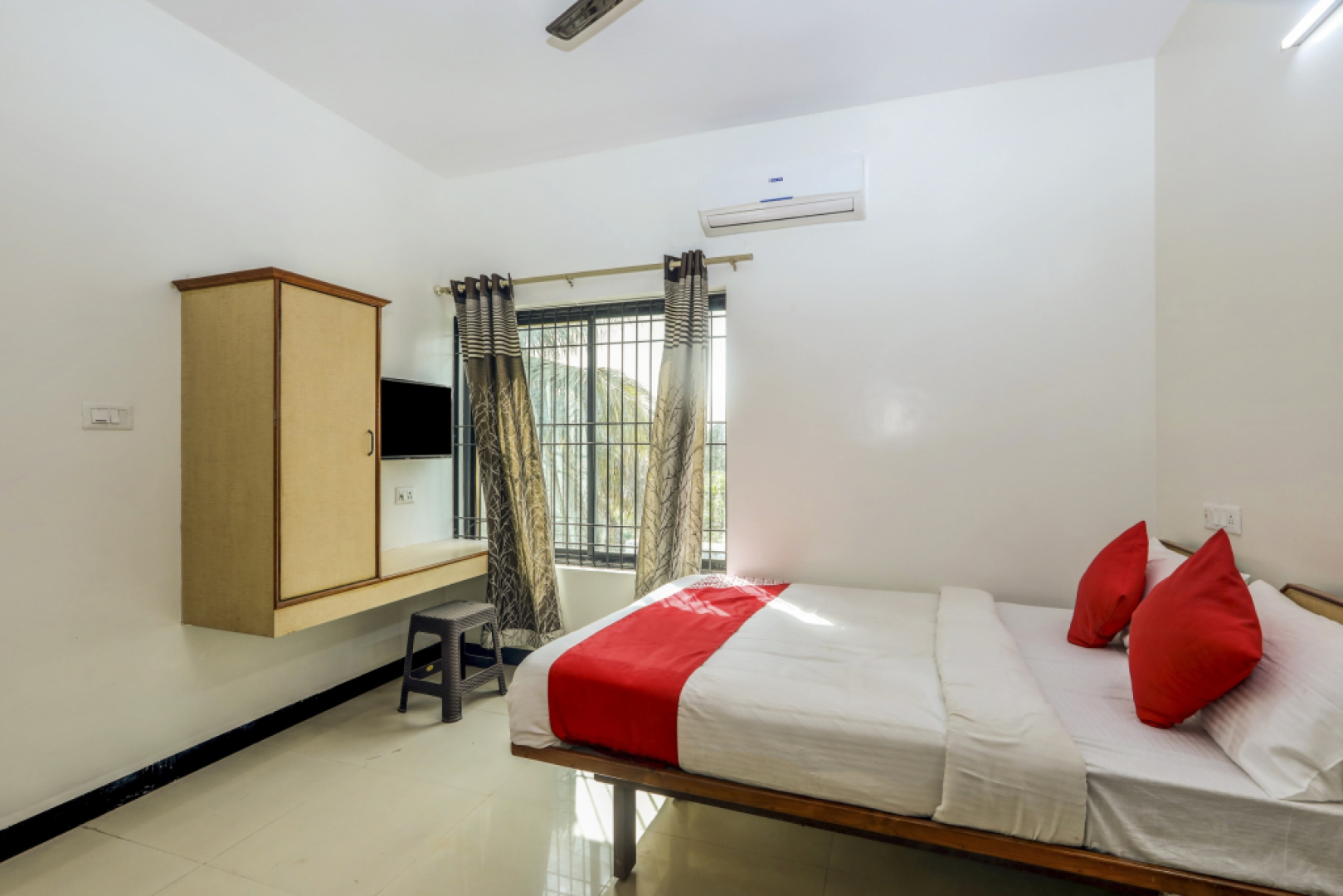 Anurah Residency by OYO Rooms