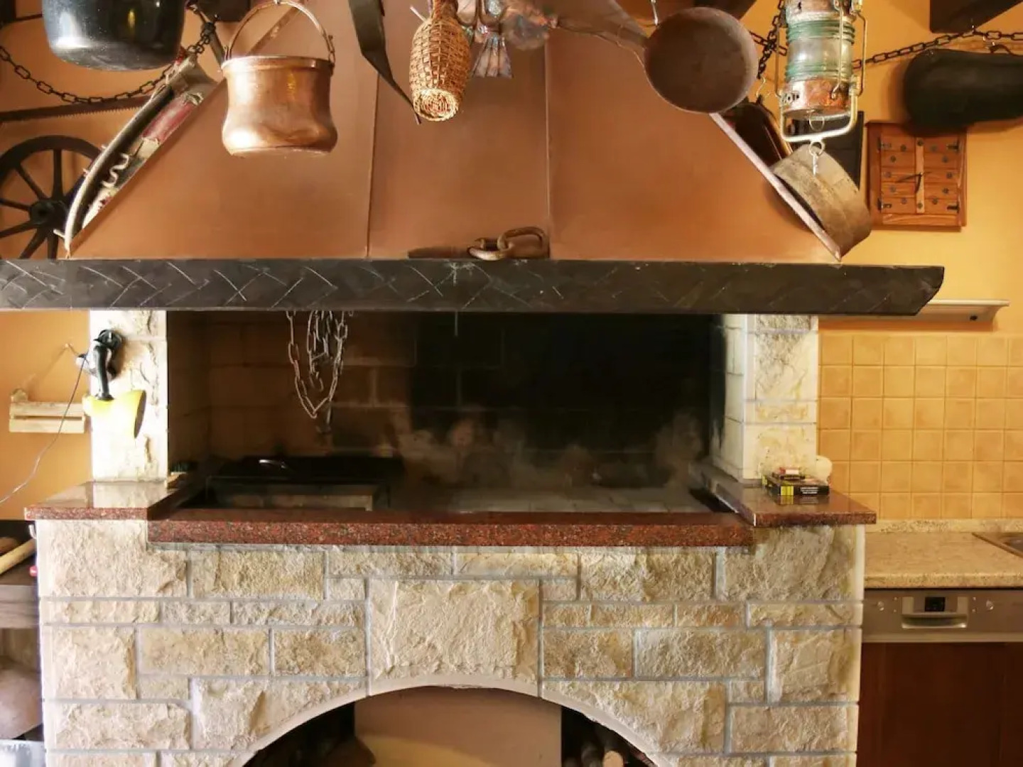 Picturesque Holiday Home in Bra? With Swimming Pool