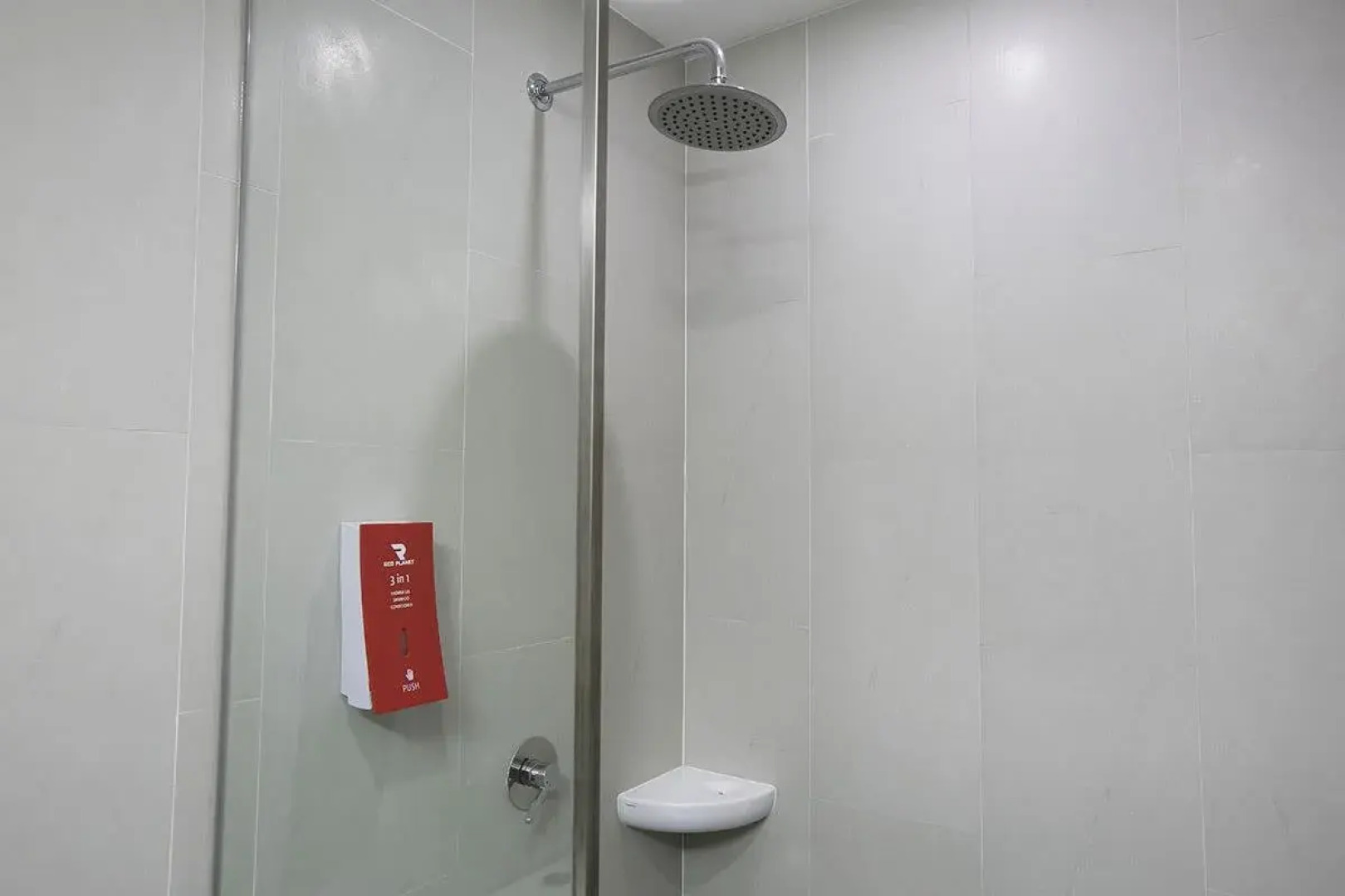 Red Planet Manila Malate Mabini