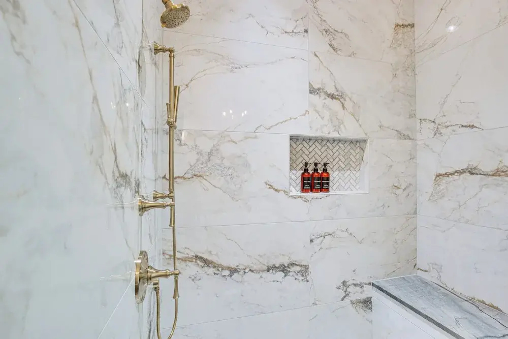 Historic Charnwood Guest House- 1 Mile to Downtown