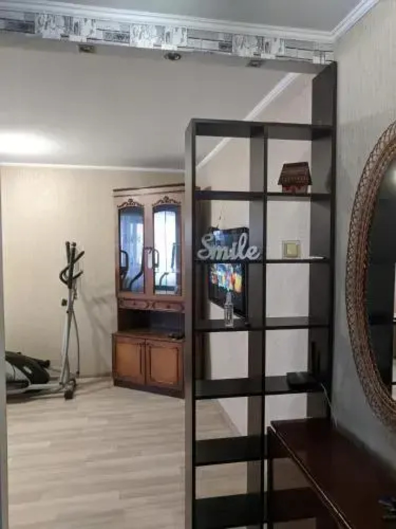 Apartment on Peremohy Avenue