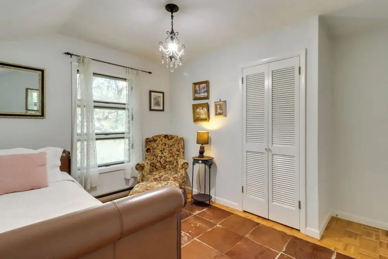 Fire Pit, Kayaks & Hammocks: Long Pond Home!