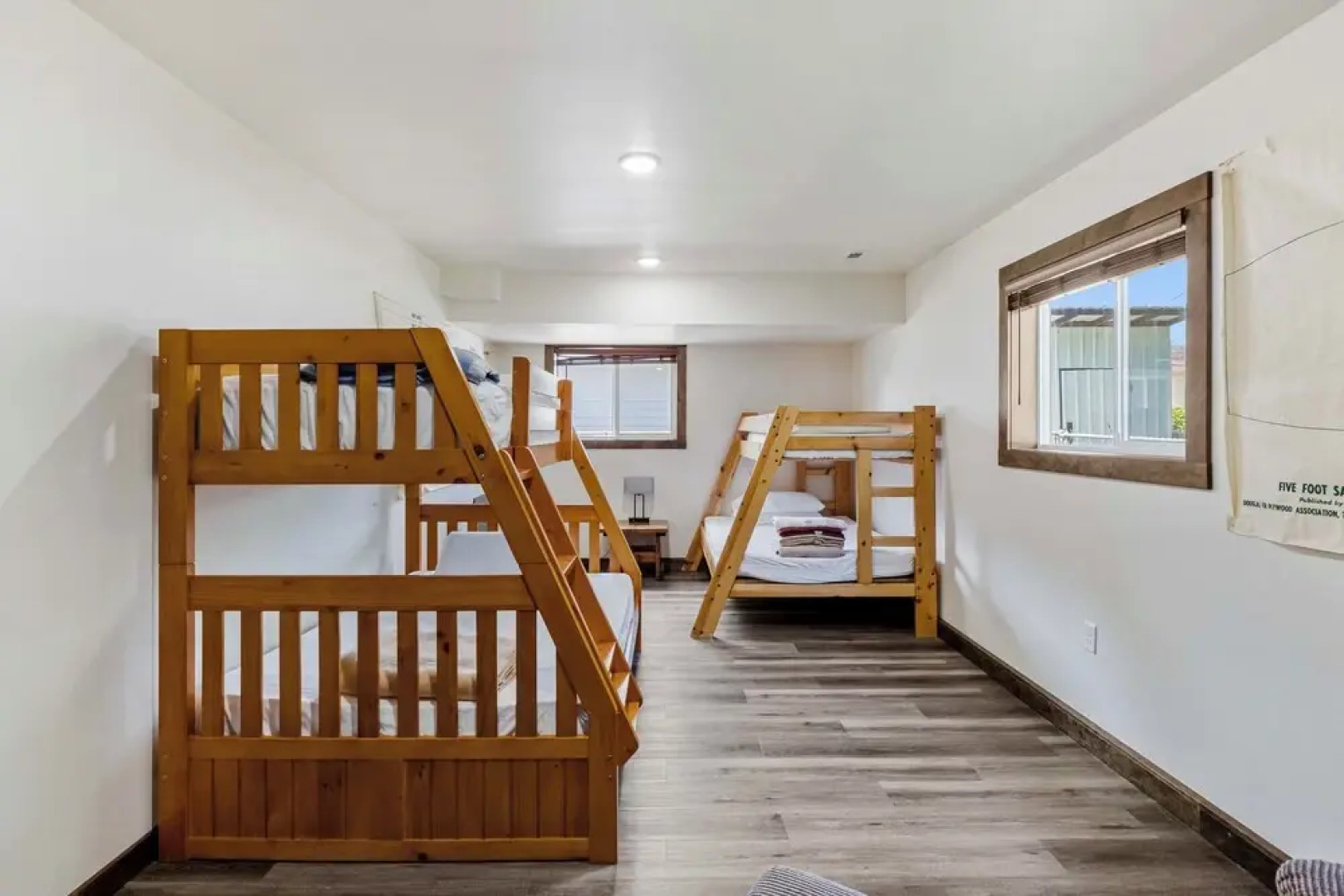 Lakefront Washington Home w/ Private Pool & Sauna