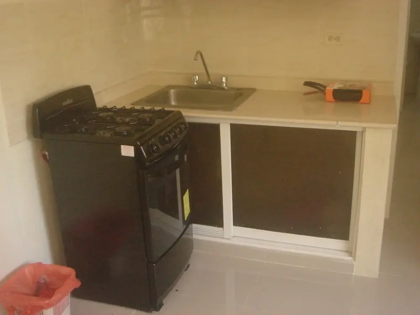 Dre Broeders rent apartments Juan Dolio