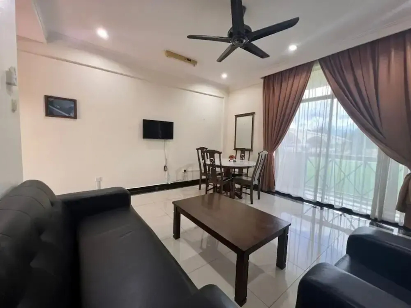 Capital O 91096 Usas Resort