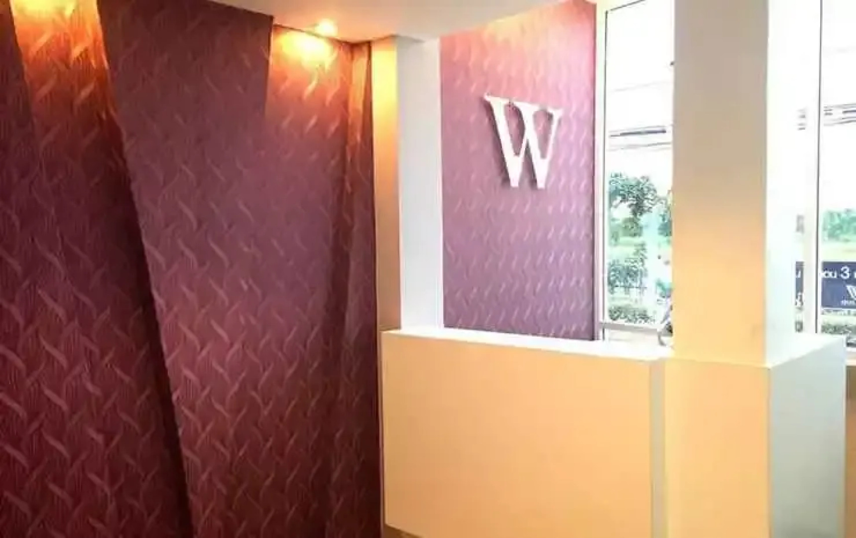 White Ville Apartment