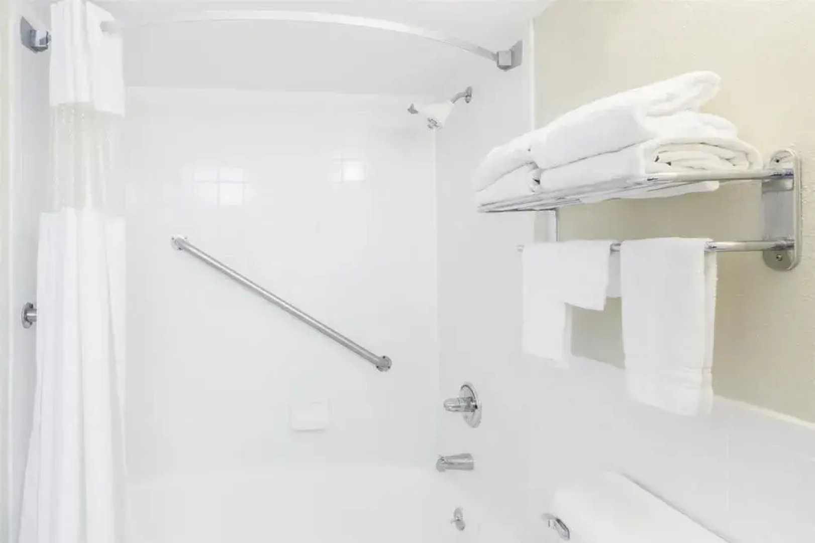 Ramada by Wyndham Clinton