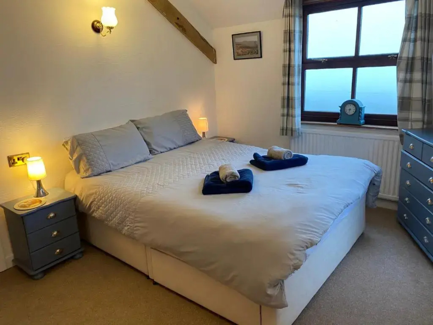 Beautiful secluded farmhouse with hot tub