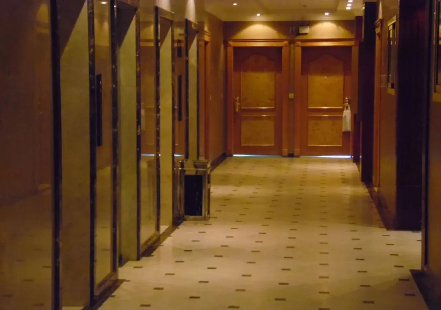 Milan Deluxe Suites Hotel