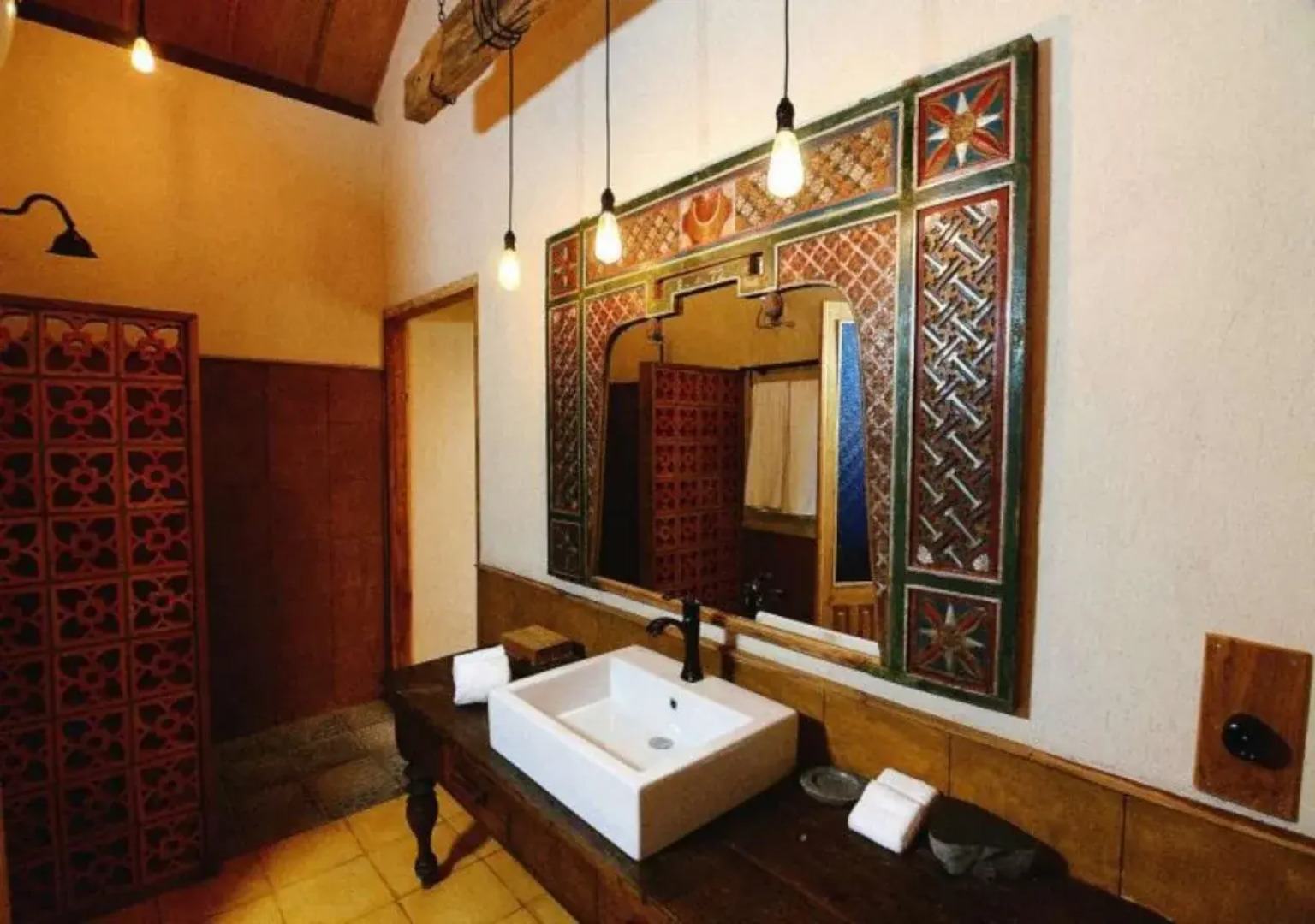 Desa Alamanis Resort Vila