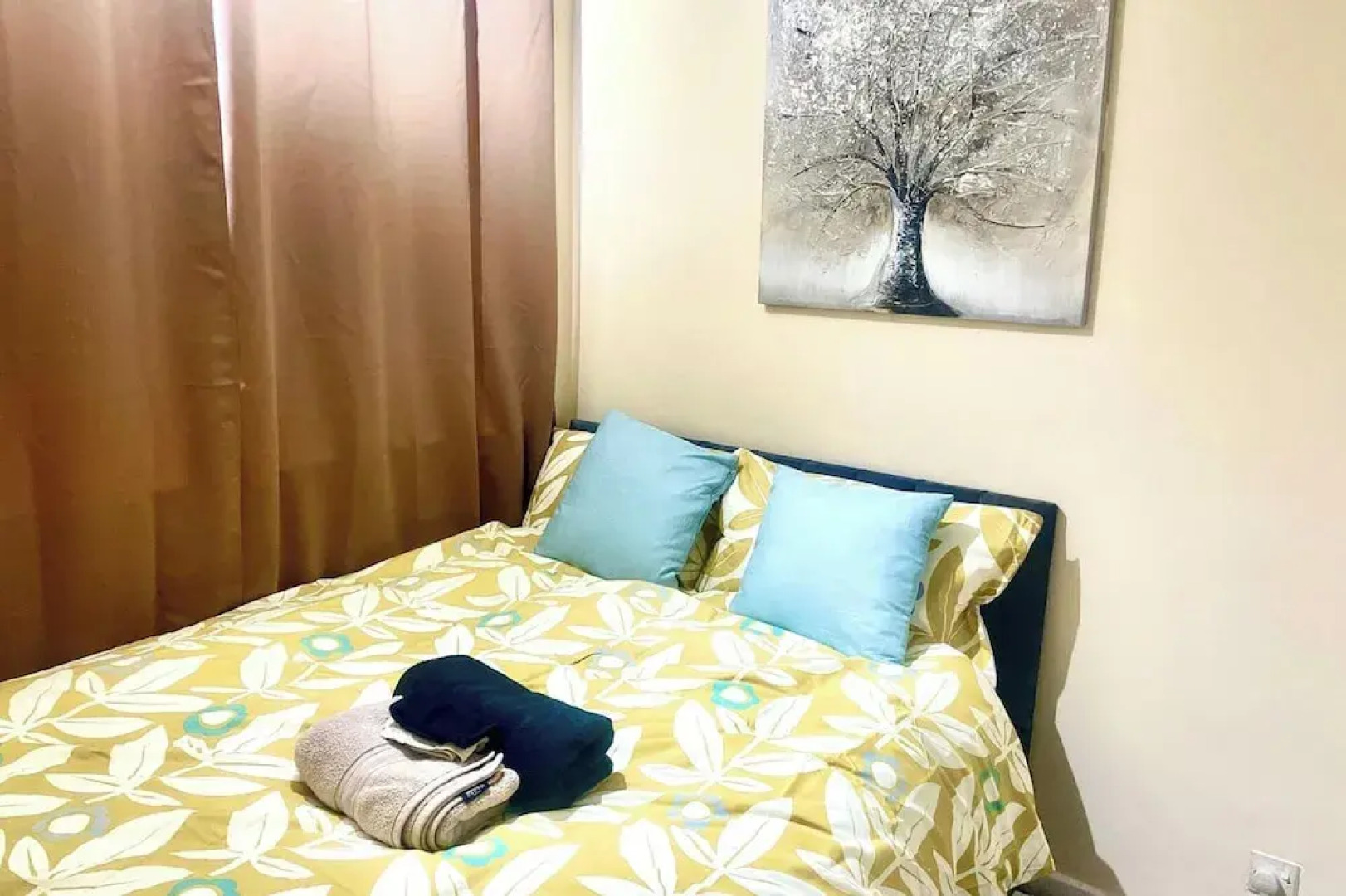 Elegant 3Br w/ Free Parking, Garden, Pet Friendly