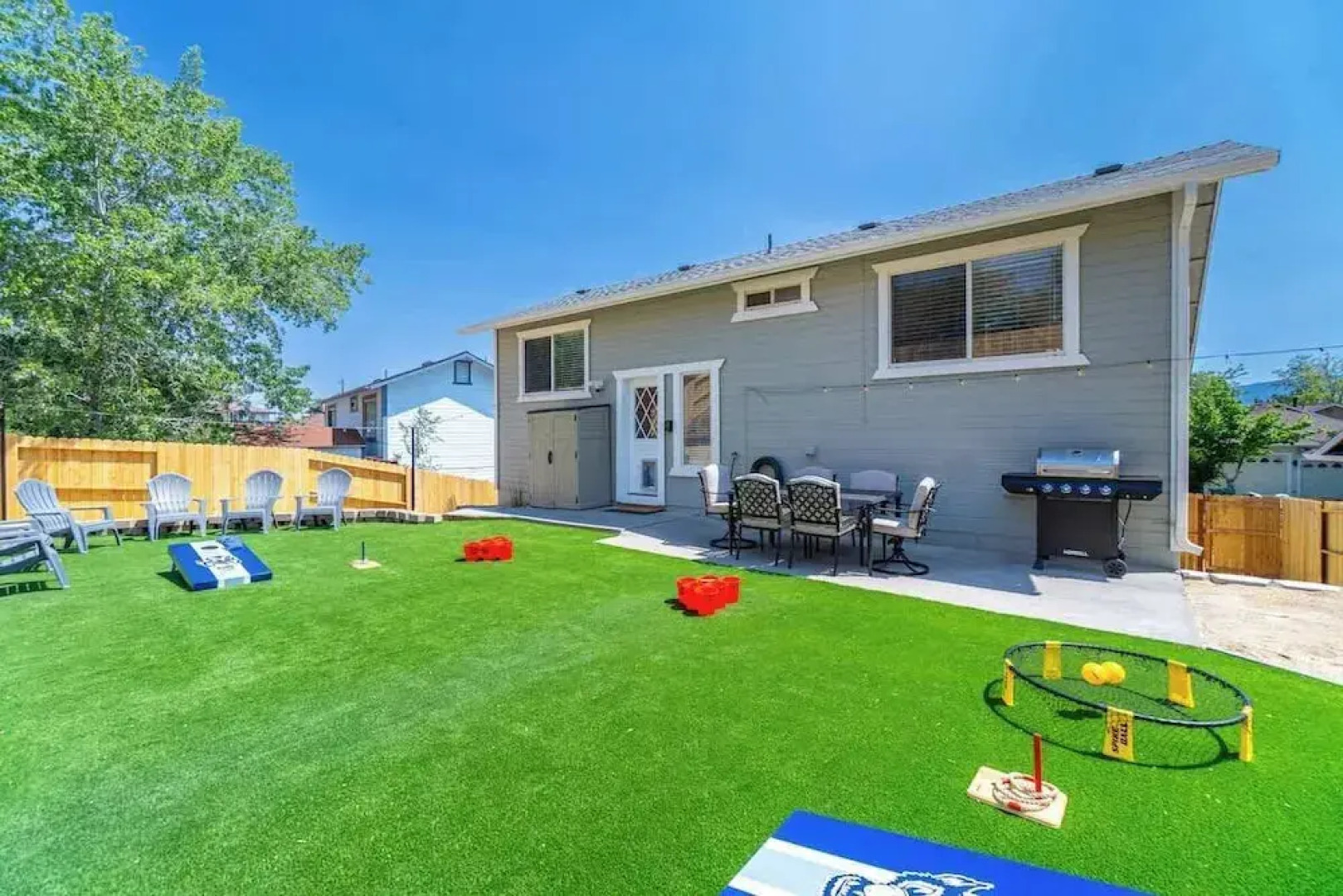 The Deco Retreat - UNR - Pet Friendly