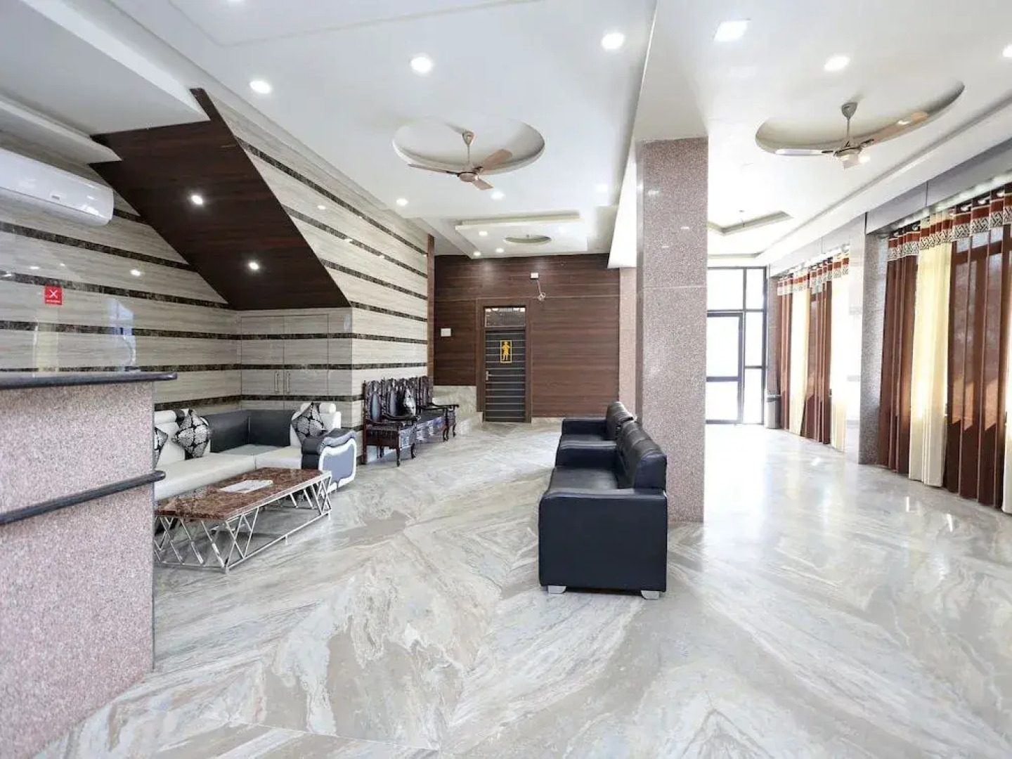 OYO 9490 Prakash Farm