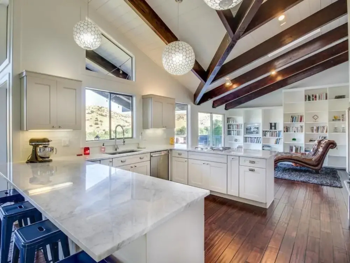 Chic Highlands Hideaway