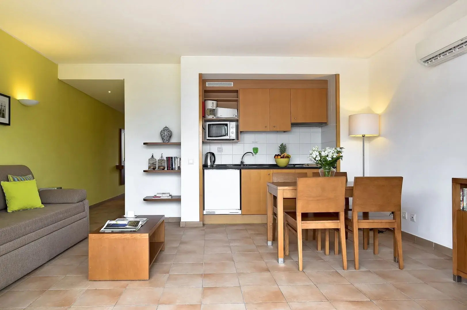 Aqualuz Lagos by The Editory