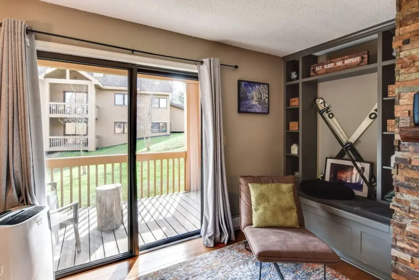 Ski-in/out & Golf Condo w/ A/C at Holiday Valley!