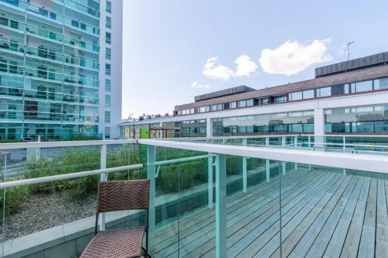 StarHomes Double Lux 10