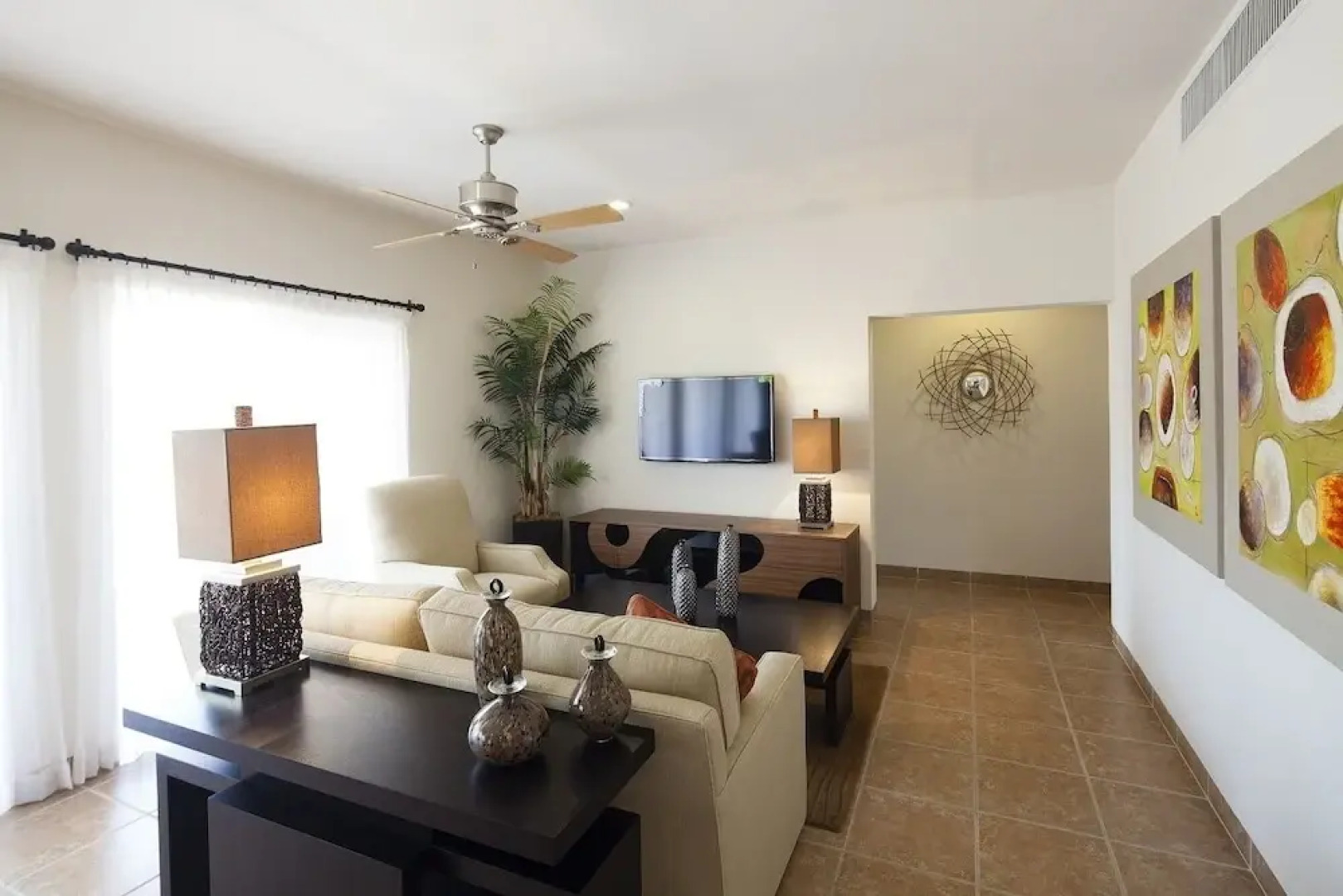 Puerta Cortes Residences: Las Colinas
