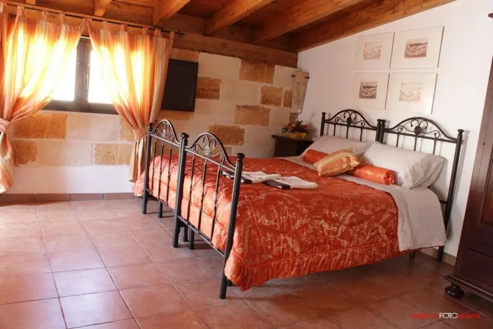 Exedra Holiday House