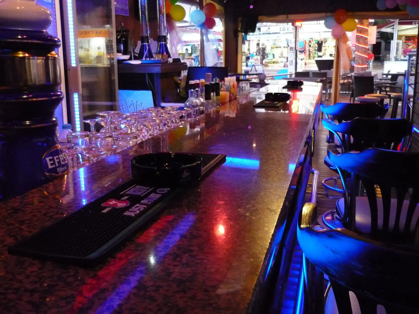 Dolphin Apart & Hotel