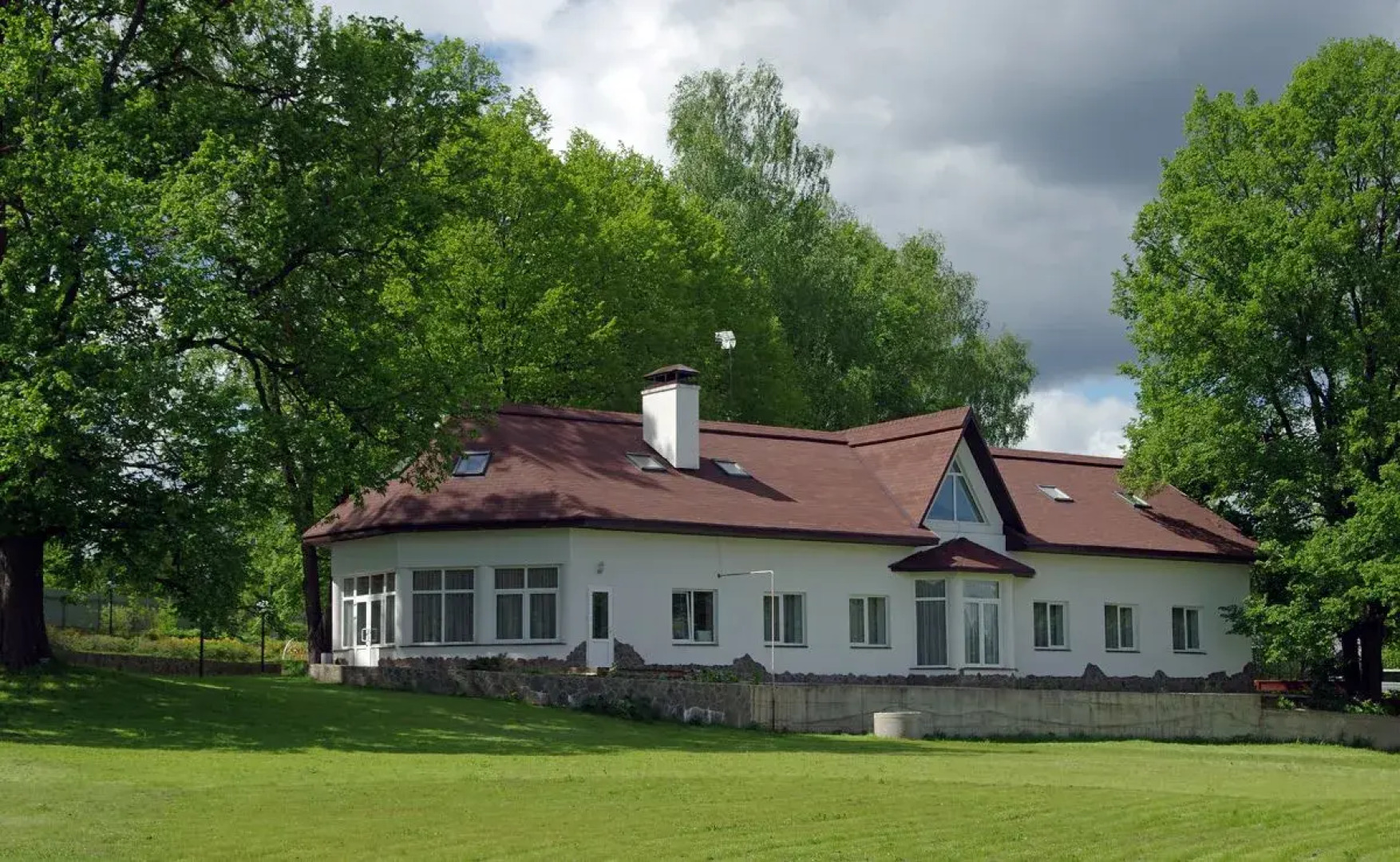 Отель «Вишневый сад»