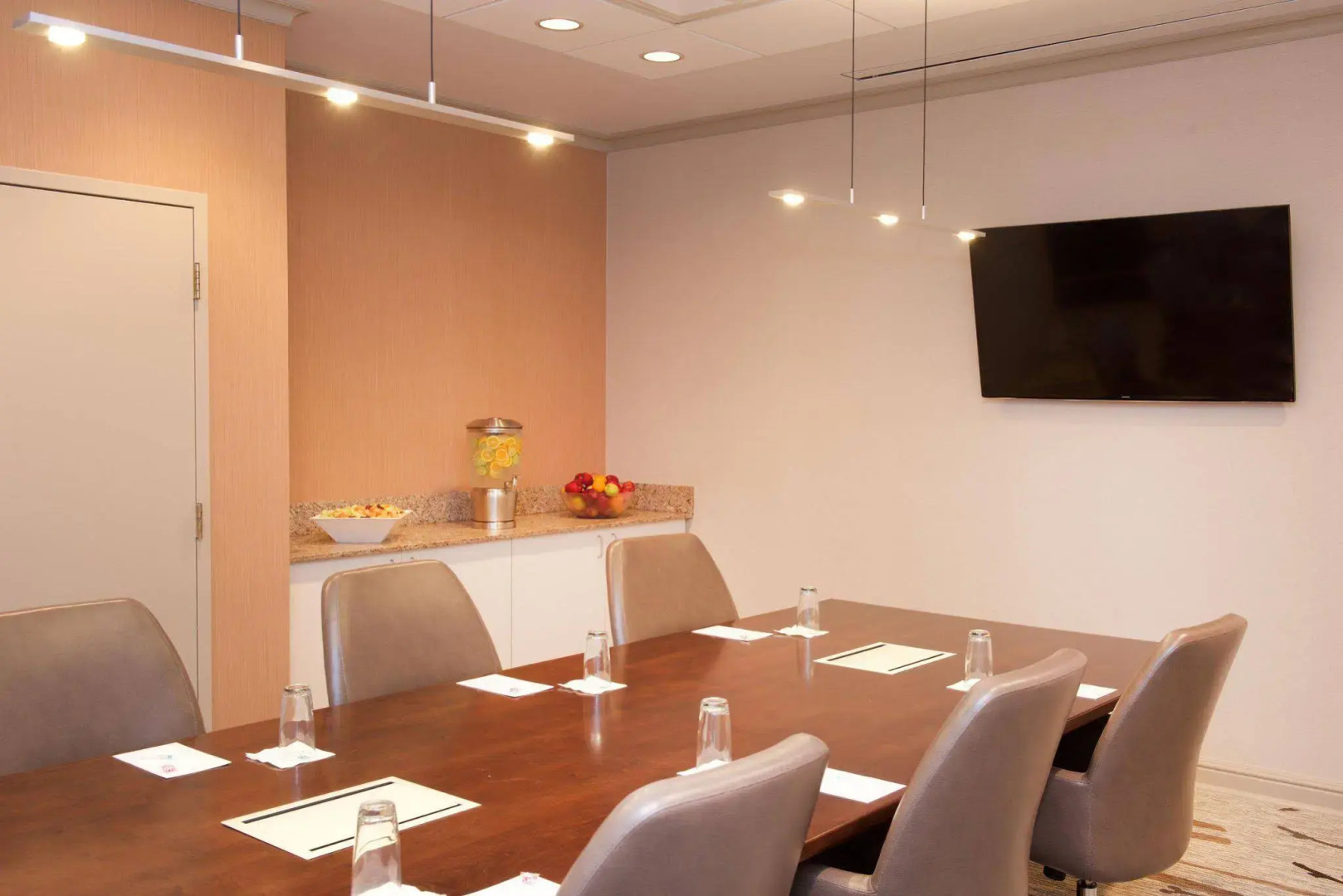 Embassy Suites by Hilton Cincinnati Northeast Blue Ash