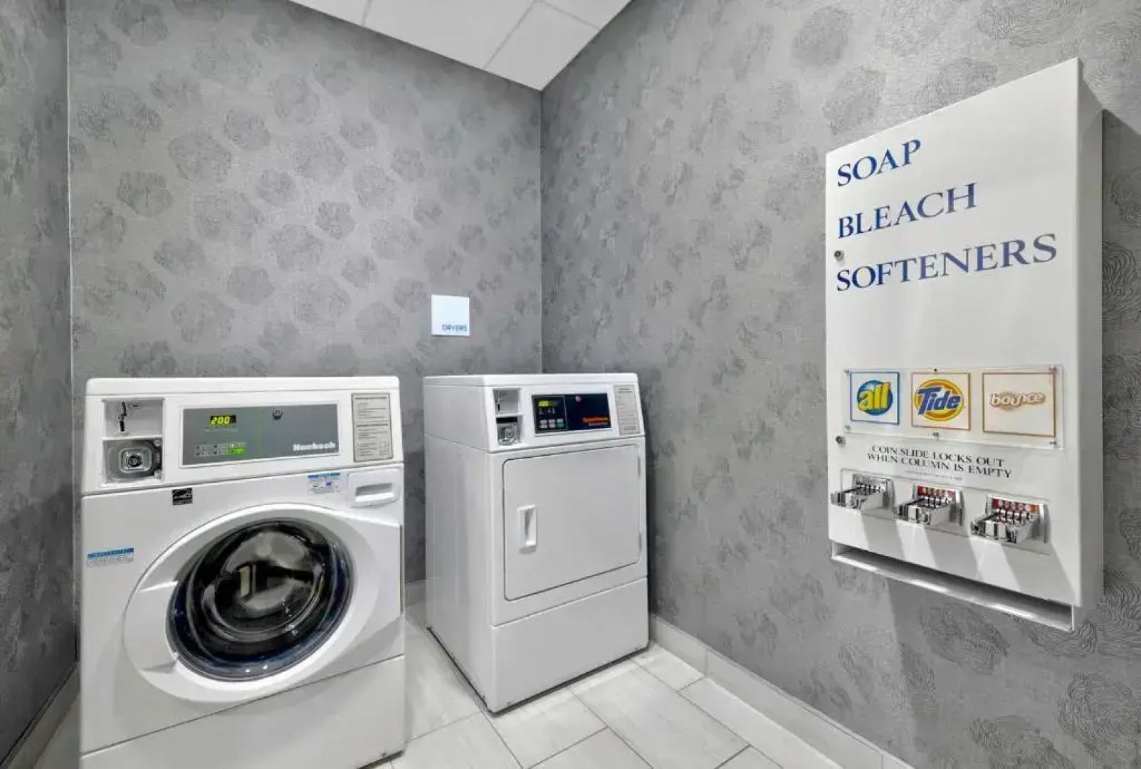 Holiday Inn Express Hotel & Suites Kansas City - Grandview