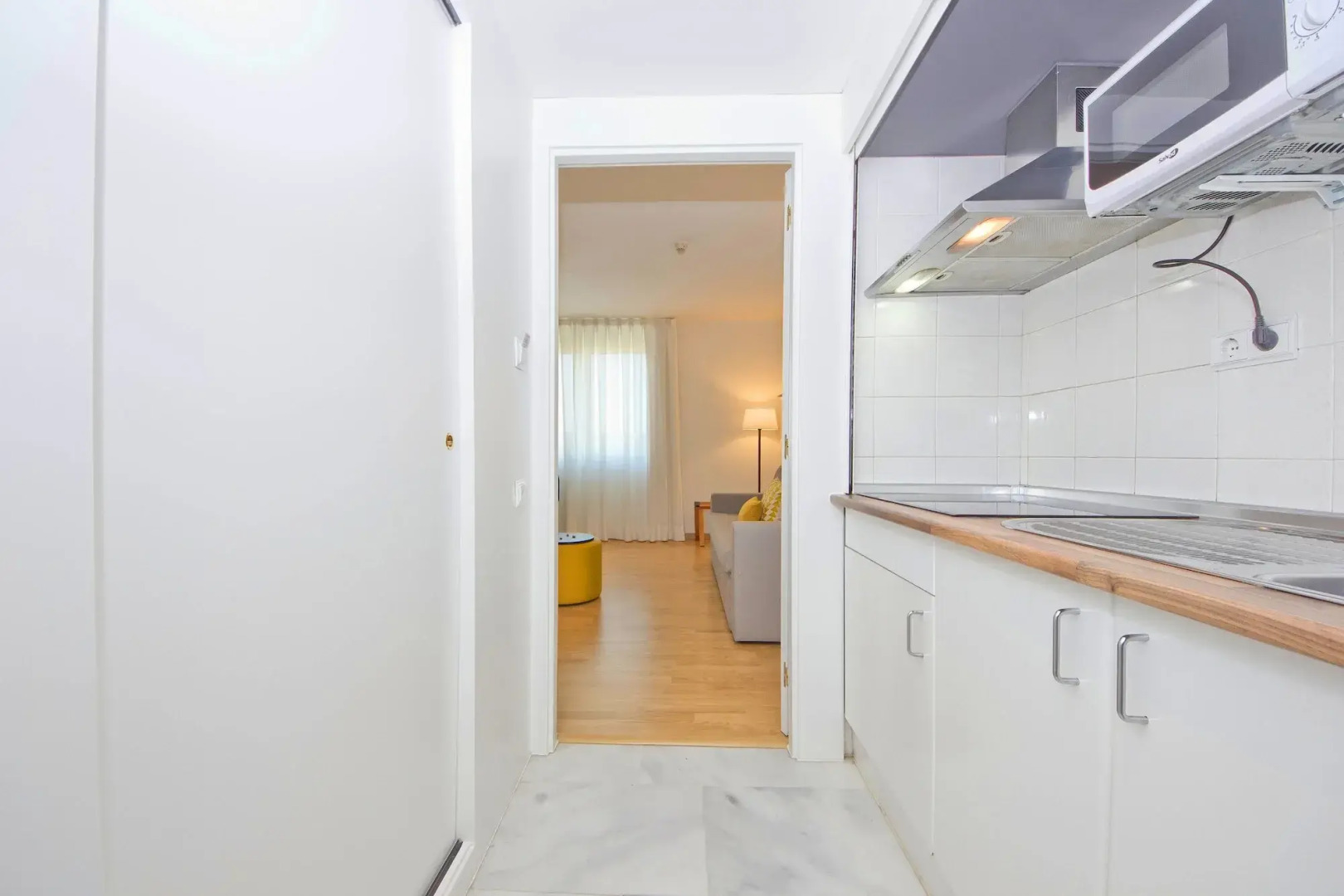 Aparthotel Atenea Valles