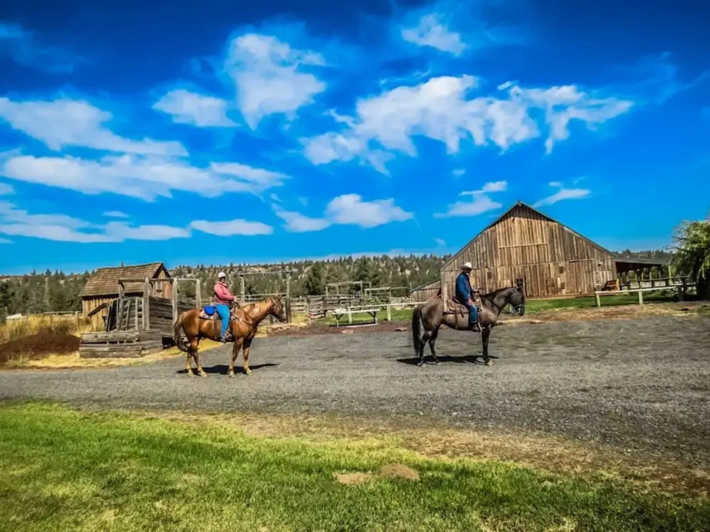 Long Hollow Guest Ranch