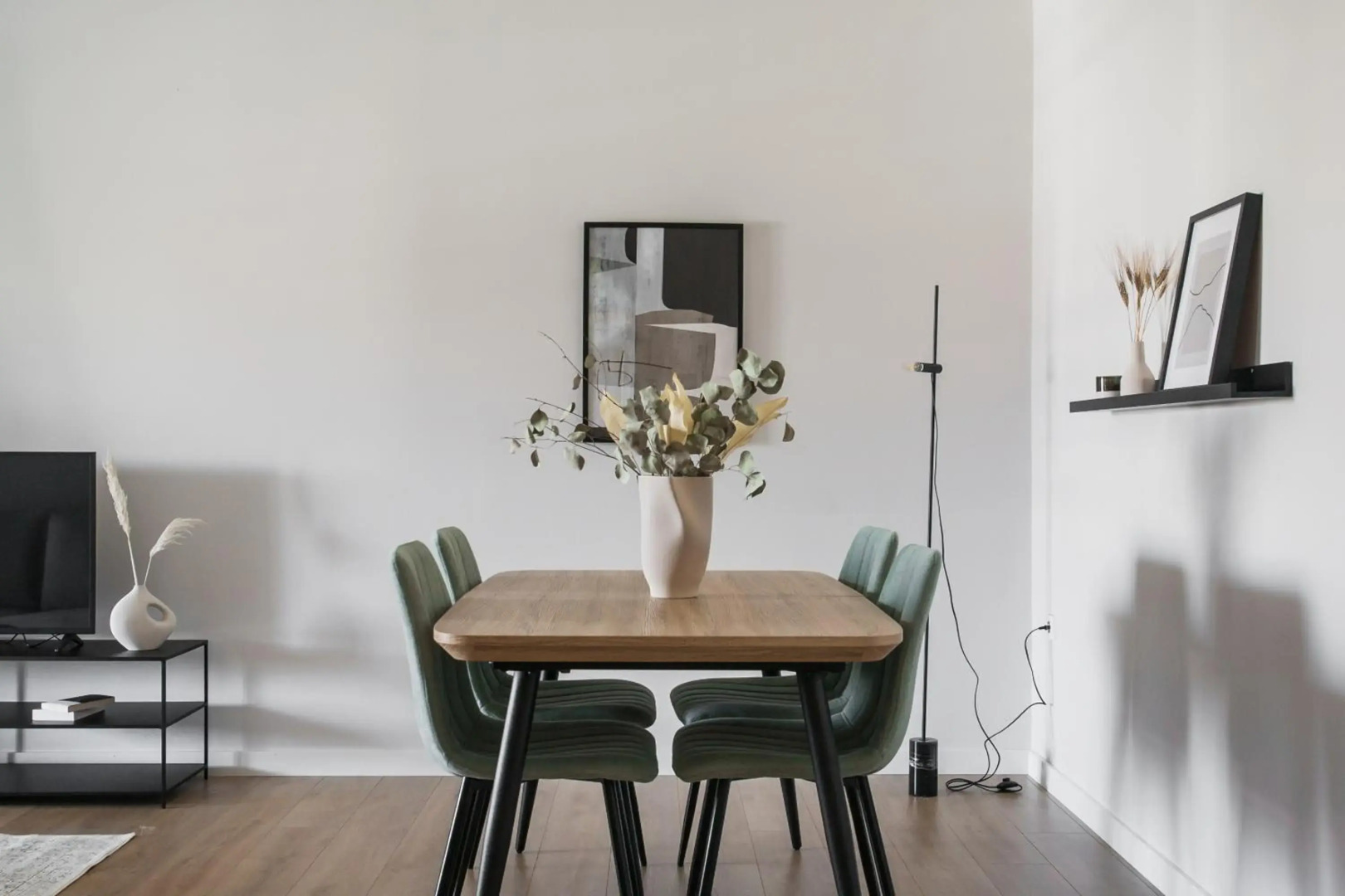 Signature 2BR Apartment in Marousi by UPSTREET