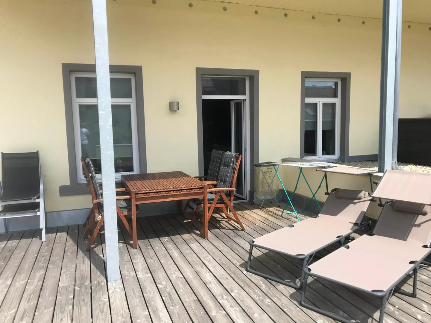 Loft Style 3 Room Apartment + terrace