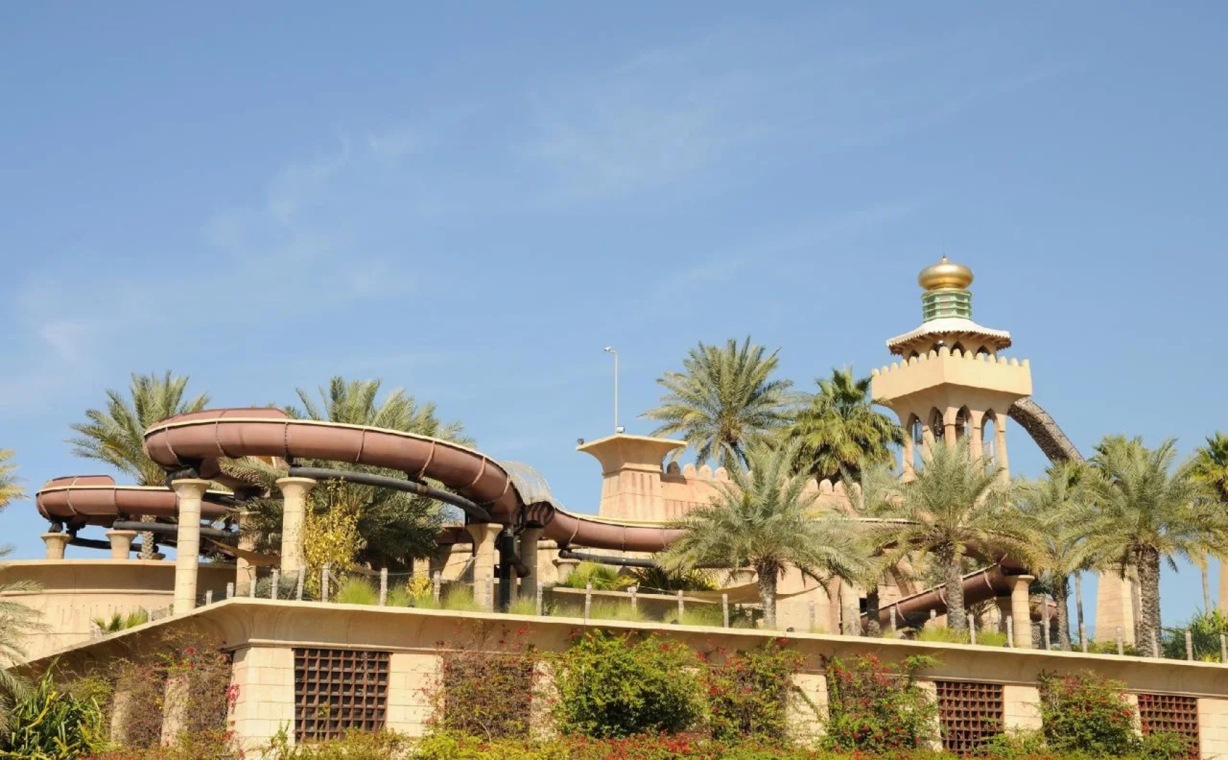 Al Khoory Atrium Hotel