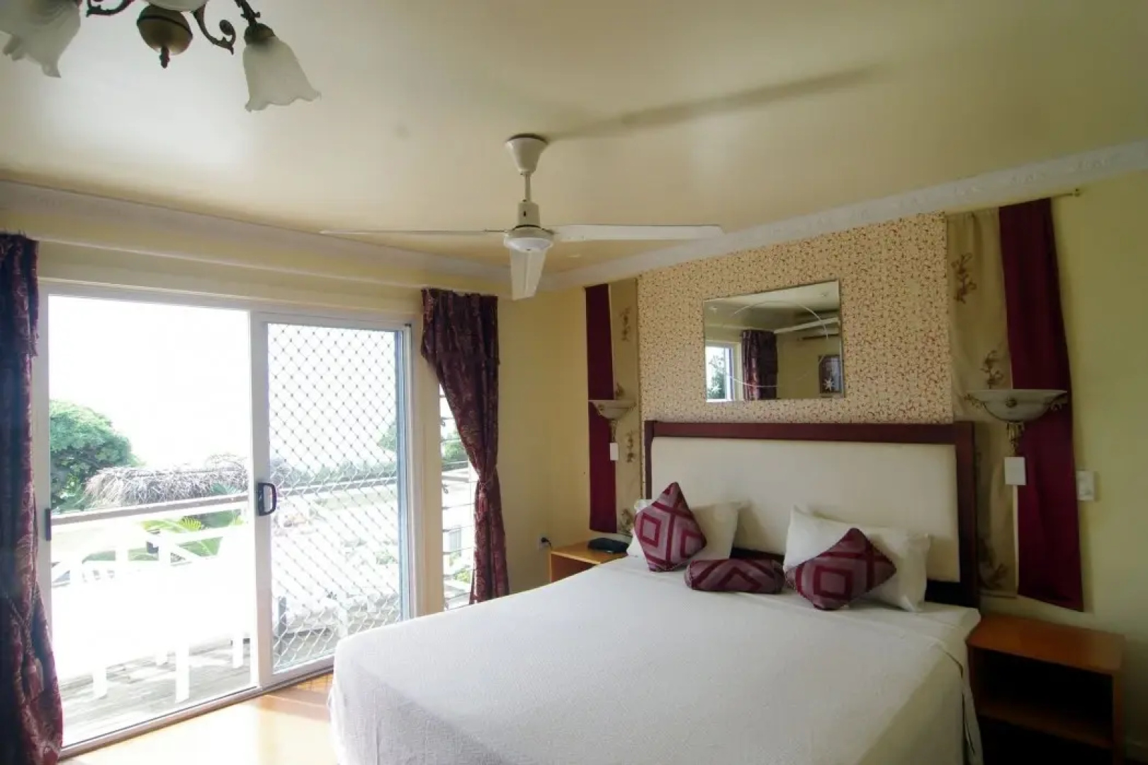 Seaview Lodge
