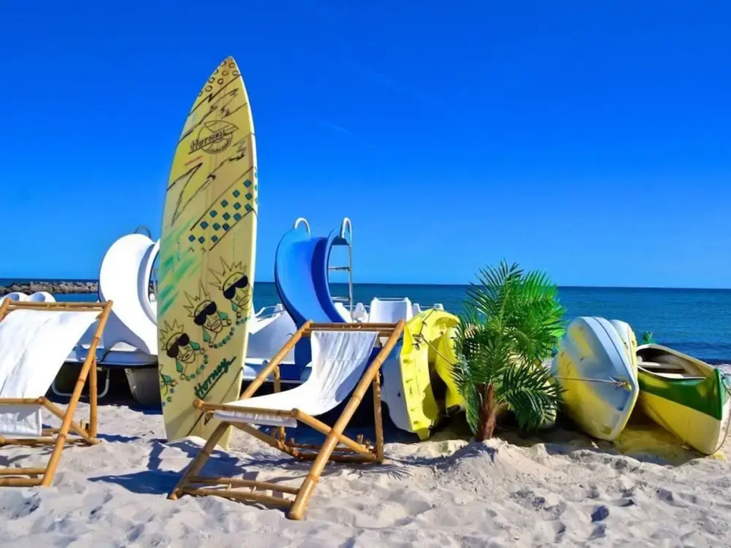 Achtern Diek Modern Retreat